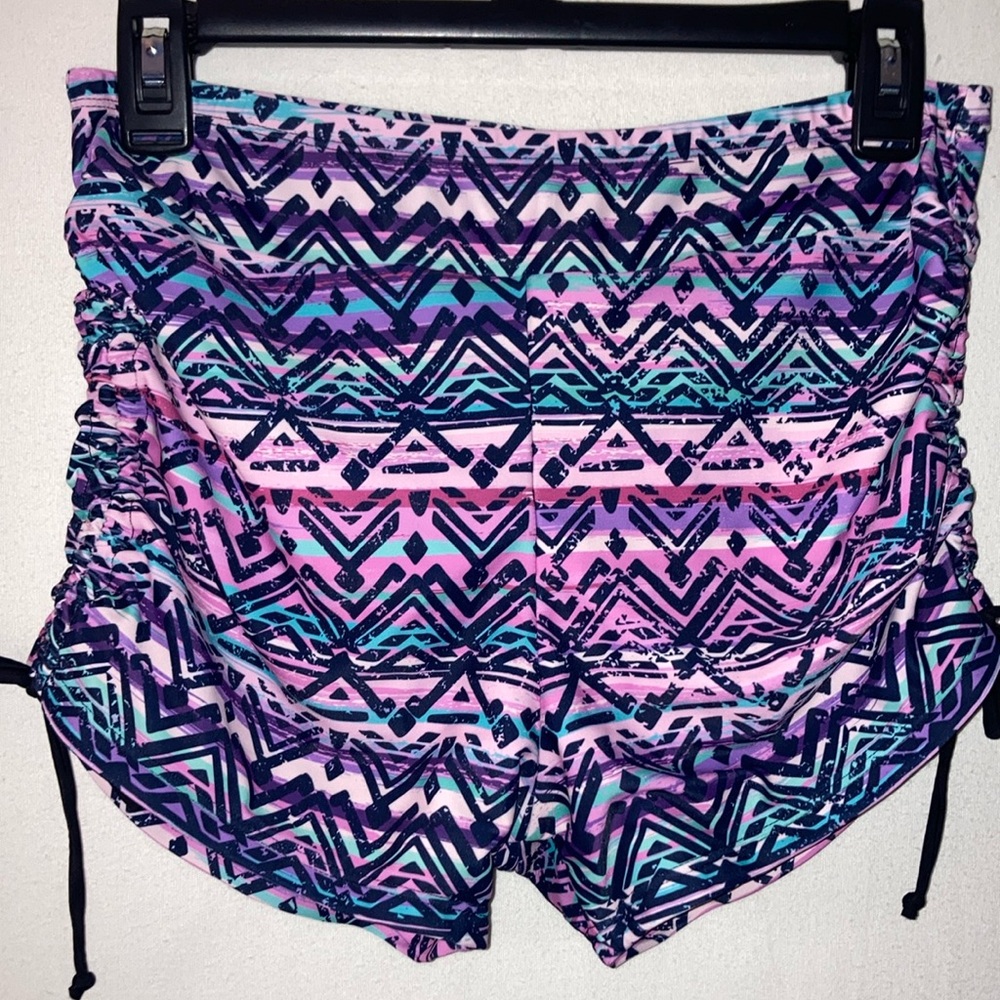 NWOT SWIM BOTTOMS